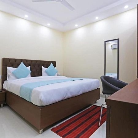Hotel Mannat Bhera Enclave New Delhi Eksteriør billede