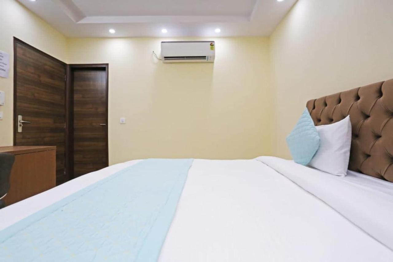 Hotel Mannat Bhera Enclave New Delhi Eksteriør billede